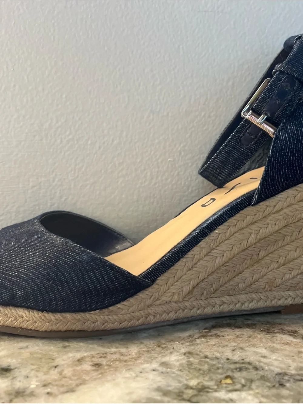 UNISA Blue Denim Espadrilles Med Heel Ankle Strap Size 9 MINT Ankle Strap